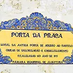 Casa Da Porta Da - 1 Bedroom Castle Loft בית נופש אלבופיירה