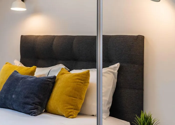 Casa Da Porta Da - 1 Bedroom Castle Loft بيت للعطل *